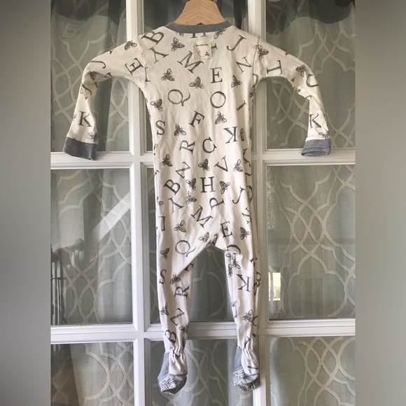 Burt Bees’ Baby size 12 months footie snug-fitting sleep and play in GUC - Picture 2 of 9